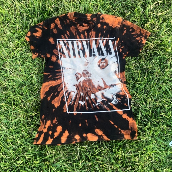Vintage nirvana shirt - Picture 1 of 3